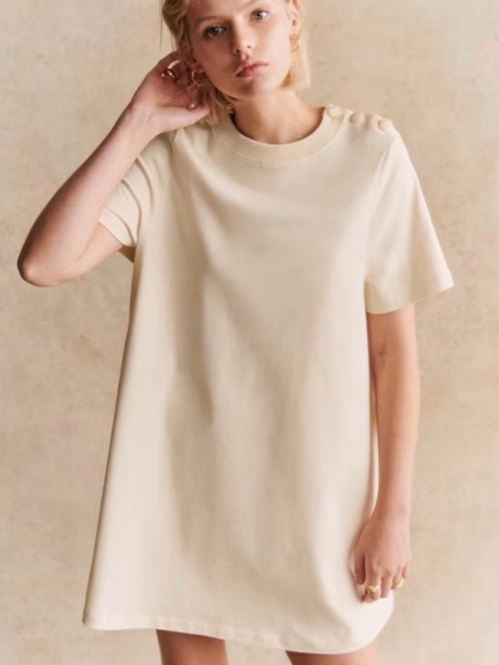 ⭐️Sezane cream T-Shirt Dress⭐️